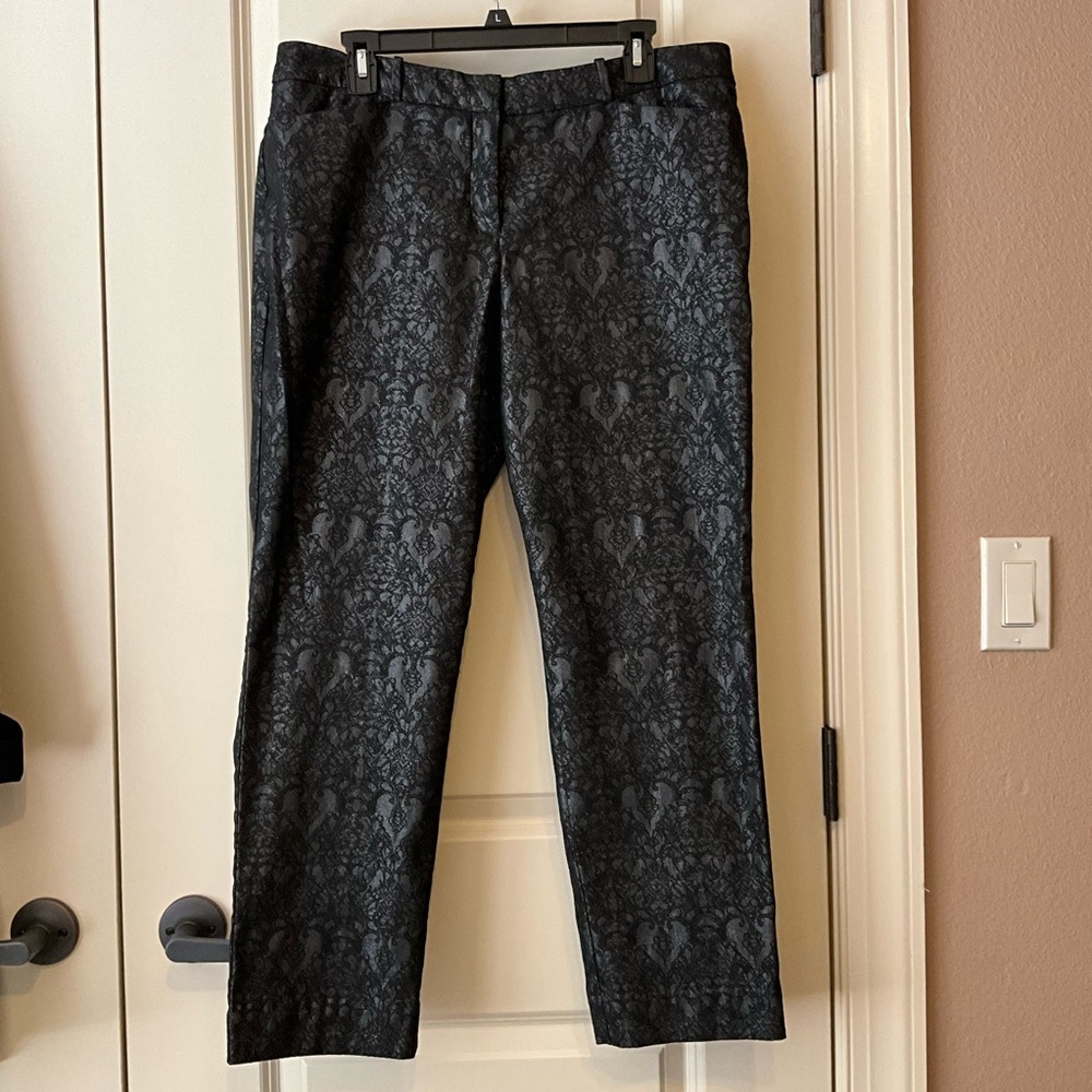 Women’s Black Patterned Pants - image 1
